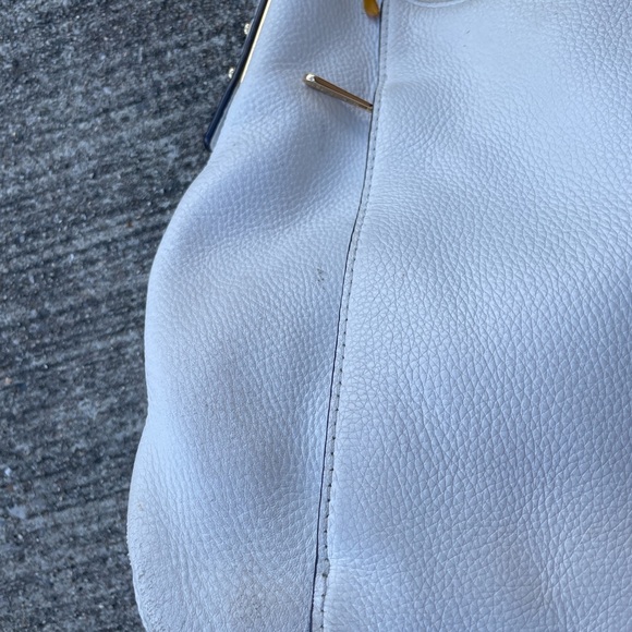 Michael Kors white "Bowery" purse shoulder bag - Picture 8 of 9